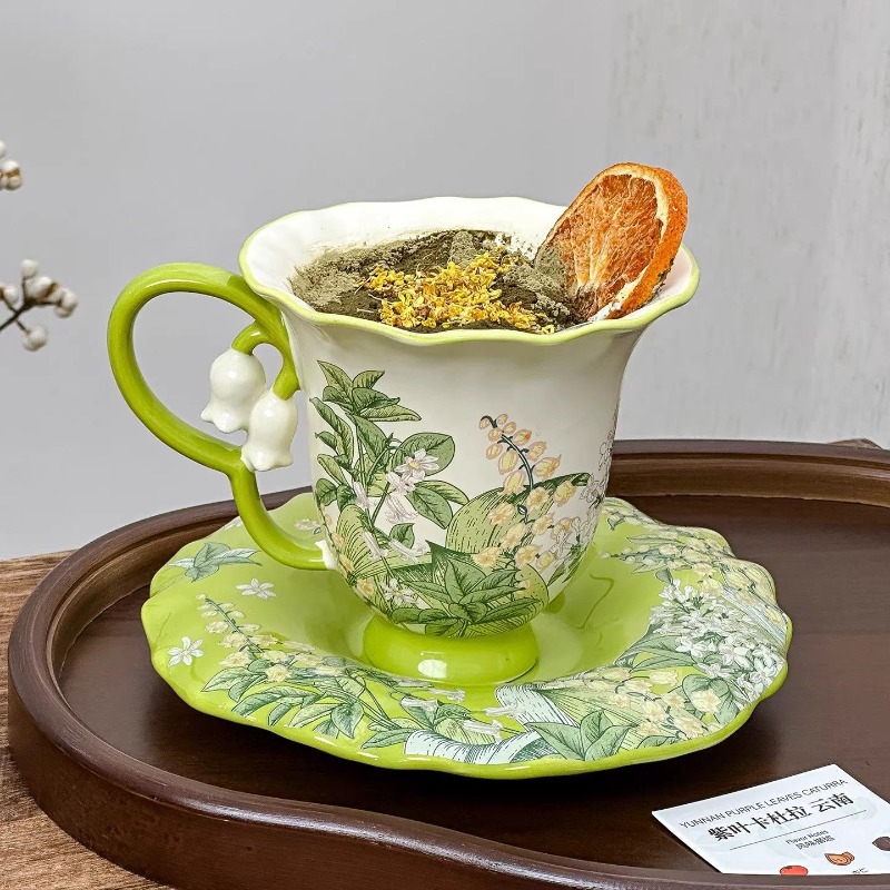 Lily of the valley blooming af - огляд і ціна Coffee Tea Set Up